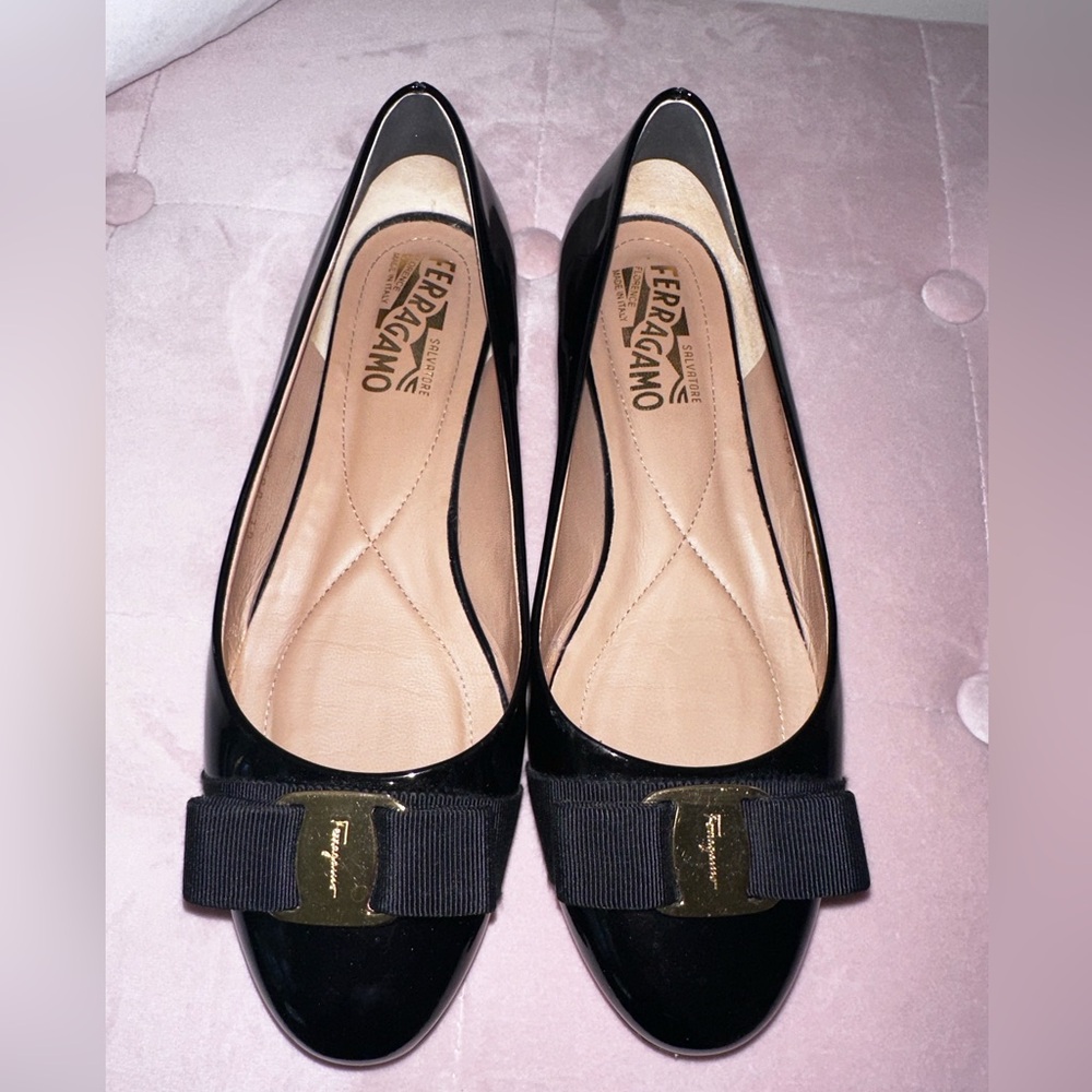 Ferragamo Varina ballet flats